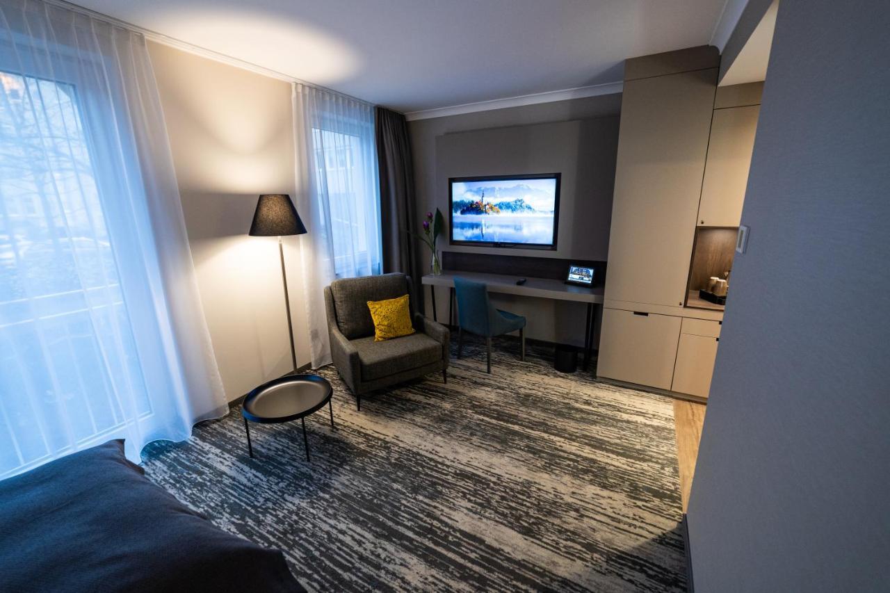 Kranz Parkhotel Siegburg Exteriör bild
